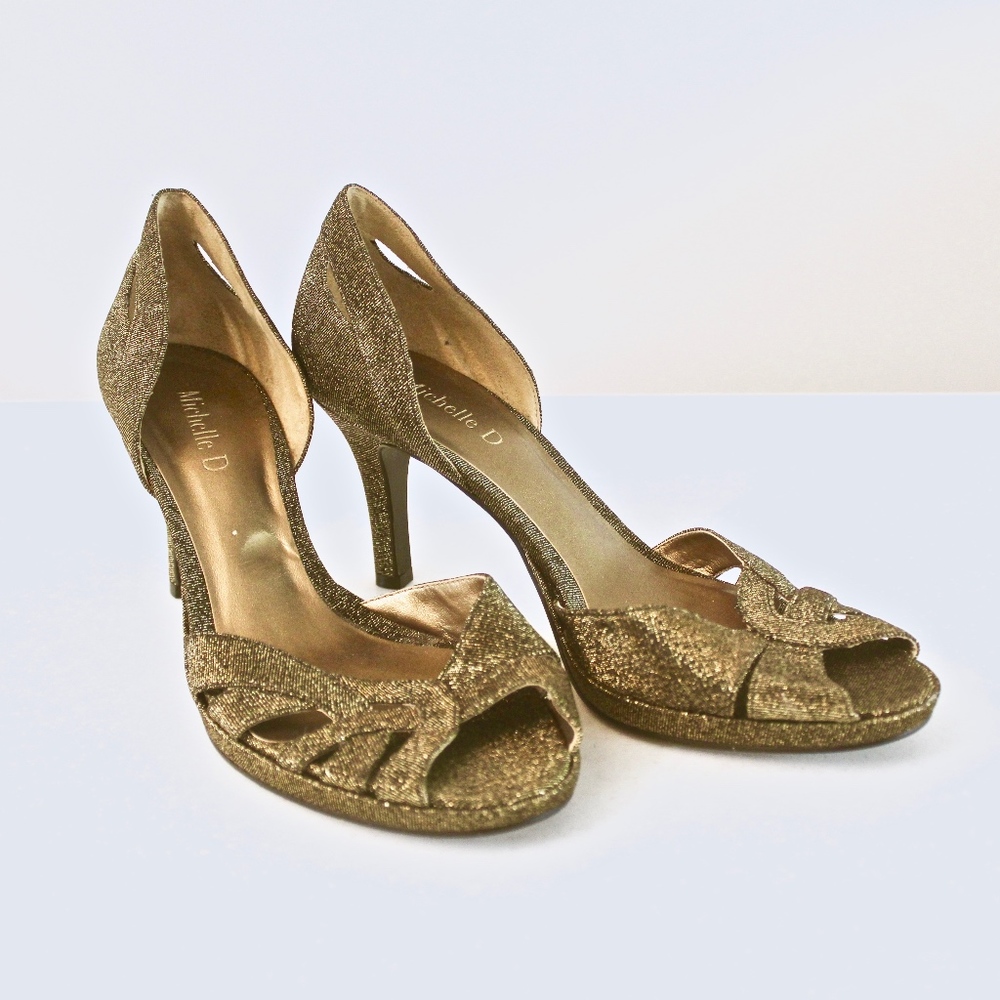 Michelle D Gold Heels! :)